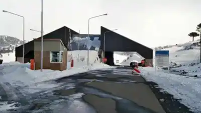 Más de 1000 camiones varados: la nieve que paralizó los pasos a Chile