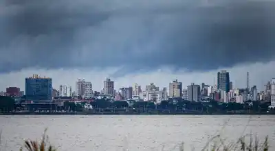 Alerta en Misiones: el frente frío que traerá tormentas violentas y un cambio brusco de temperatura