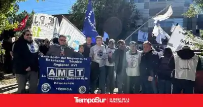 Gremios docentes en alerta: denuncian descuentos salariales y acuerdos incumplidos