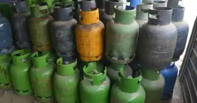 Lo atraparon con 11 garrafas robadas en Maipú: el detalle que complica al sospechoso