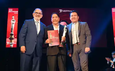 El periodista que emocionó a todos en los Premios San Salvador: el emotivo discurso que nadie esperaba