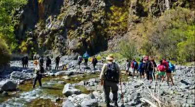Un sendero oculto en Salta: así es el trekking gratuito que propone Campo Quijano