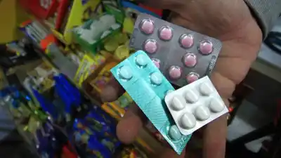 Alerta en San Juan: venden remedios en kioscos y supermercados, ¿qué riesgos corrés?