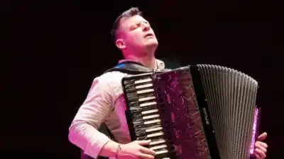 Hará historia: el músico de Paraná que será el primer argentino en el jurado del Mundial de Acordeón
