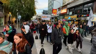 Movilización en el centro: cortes de tránsito y colectivos con desvíos desde las 17