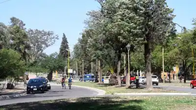 Viento en Santiago: el Parque Aguirre, vedado hasta que pase el temporal