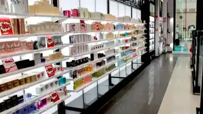 Audaz hurto en Las Termas: Un hombre se llevó perfumes de una farmacia en cuestión de segundos