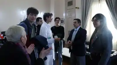 Estudiantes de cinco países eligen Tucumán para formarse en los hospitales públicos