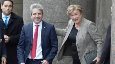 El Tesoro desembolsó US$850 millones al FMI y las reservas del BCRA sufrieron un fuerte revés