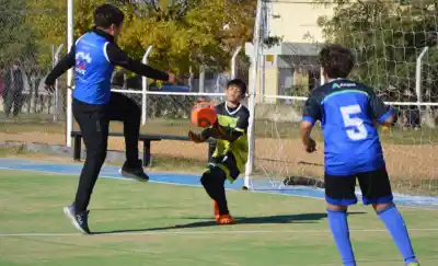 El torneo que une a los barrios: la próxima parada tiene fecha confirmada y un club de Santa Rosa como anfitrión