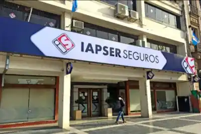 IAPSER podrá notificar a trabajadores por WhatsApp: qué dice la nueva disposición