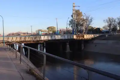 Roca bajo el frío: ráfagas de hasta 55 km/h y una máxima de 12 grados