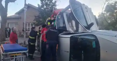 Choque y vuelco en Las Heras: la conductora terminó en el hospital