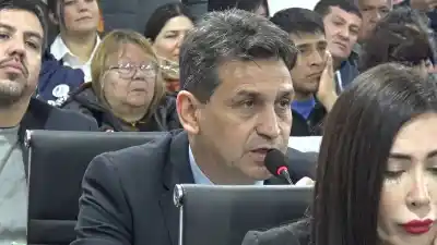 El insólito descargo de un concejal de LLA en Varela: "No nos alcanza la plata para comer"
