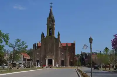 Colonia Vignaud celebra sus 138 años con una jornada cargada de historia y tradición