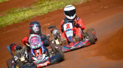 El campeón vuelve a casa: Tomasino promete batalla en el kartódromo de Apóstoles