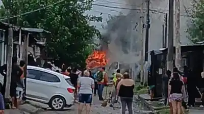 Ambulancia devorada por las llamas en Tafí Viejo: el incendio que dejó sin un recurso vital a San Cayetano