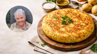 El secreto de una abuela de 86 años para la tortilla de papa perfecta que pocos conocen