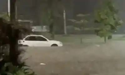 El sur tucumano bajo el agua: los videos que muestran la furia del temporal
