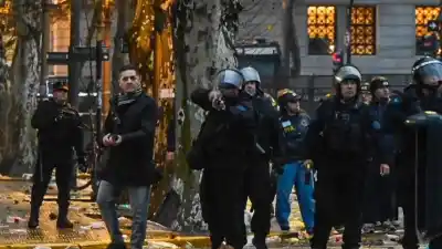 Caos en el Congreso: 28 detenidos y más de 1.500 heridos en una represión que duró horas