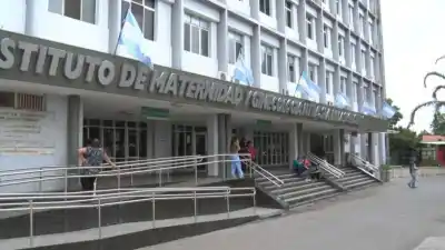 Amamantar no es solo dar de comer: la Maternidad revela el secreto detrás del vínculo