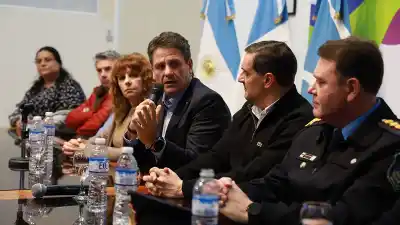 El plan de Gaido para frenar a las ferias ilegales: ¿qué pasa con los que venden en la calle?