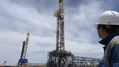 El declive de los gigantes petroleros: la oportunidad que Vaca Muerta esperaba