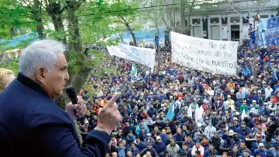 Chaco propone un cambio radical: los gremialistas estatales dejarían de cobrar del Estado durante sus licencias