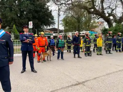 Bodas de Oro: Tafí Viejo se rinde ante sus Bomberos Voluntarios con un desfile que paralizó la ciudad
