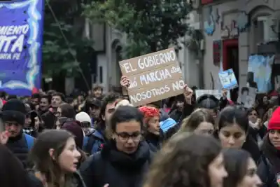 El día que Rosario dijo basta: la marcha que frenó al gobierno en el Senado