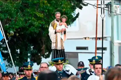 San Cayetano en Paraná: la procesión que une fe y pedidos por trabajo