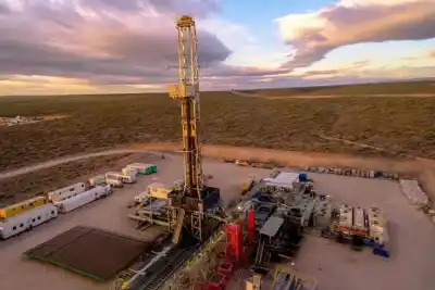 Vaca Muerta imparable: la producción de petróleo y gas vuelve a batir récords en junio