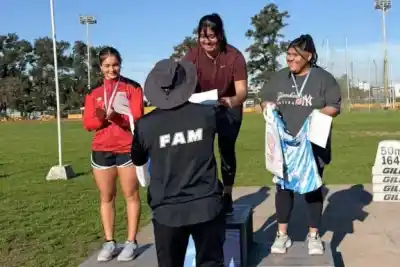 Oro, récord y una promesa: la zapalina que quiere hacer historia en Rosario