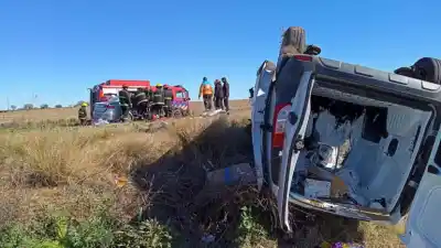 Tragedia en La Pampa: un bahiense murió tras un choque frontal y otro vehículo terminó volcado