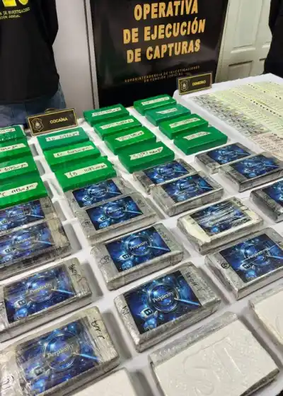 El sello 'W' que delató a una banda narco: cayeron con 36 kilos de cocaína y un cargamento millonario