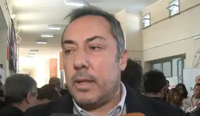 Se acabó el debate: San Juan confirma que los remedios no se venderán en kioscos