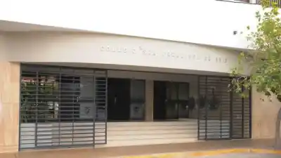 Colegio de San Juan prohibió los celulares durante toda la jornada: qué pasa en los recreos