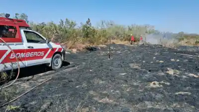 Cuatro incendios en un día: el trabajo de los bomberos que evitó una tragedia en La Rioja