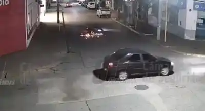 Impactantes videos del 911: dos choques con motos en Salta que dejaron heridos