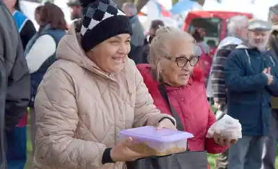 A diez años de San Cayetano, vuelven a las calles: olla popular y una advertencia que estremece