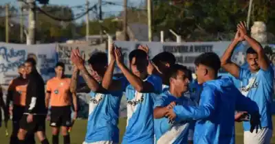 El golpe que necesitaba: la Villa venció a Comunicaciones y respira en la tabla
