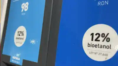El biocombustible que se convirtió en el escudo antiinflacionario de los surtidores