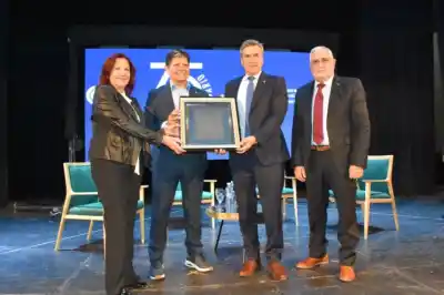 Zdero en los 75 años de FECHACO: el plan del Gobierno para aliviar impuestos y atraer inversiones