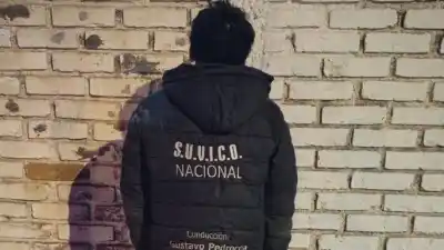 Cargaban un auto con objetos robados en Maipú y la Policía los atrapó en plena madrugada