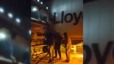 El temporal de nieve provocó un choque de camiones y la Ruta 40 sigue bloqueada