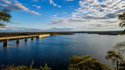 Dique El Bolsón se prepara para una jornada histórica de pesca en Icaño
