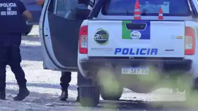 Misterio en Allen: encontraron el cuerpo de un hombre de 67 años en el patio de una casa
