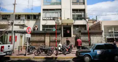 Chocó contra un montículo en Las Heras y ahora la comuna deberá pagarle millones