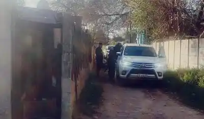 Cayó un sospechoso en Villa Griselda: secuestraron medio millón de pesos y cocaína