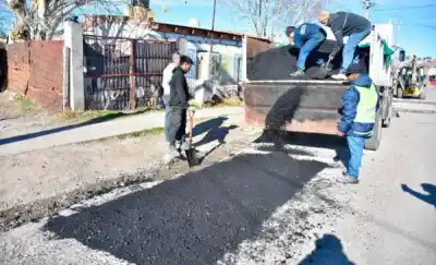 Trelew: avanzan las obras en José Ingenieros y el tránsito se mantiene